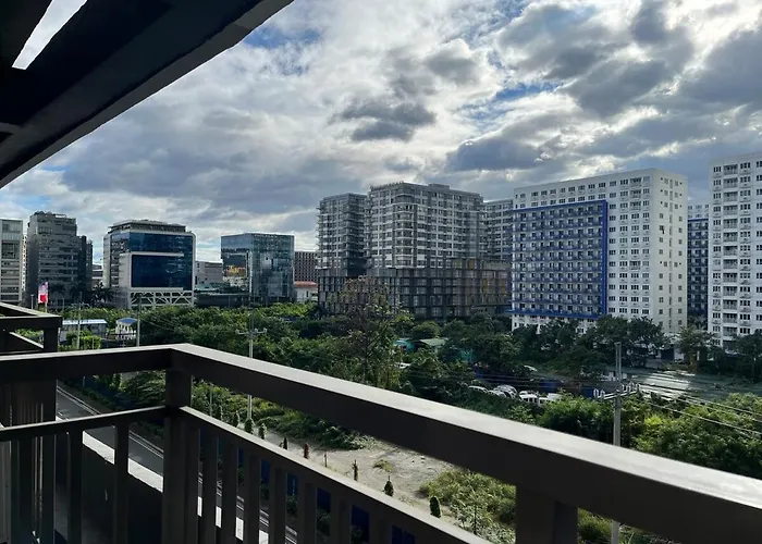 1 Bedroom Unit Near Moa * Manila